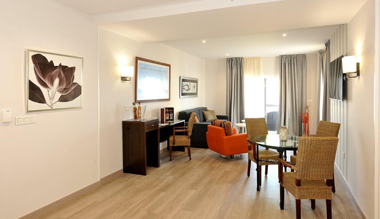 Hotel Salobrena Suites Extérieur photo