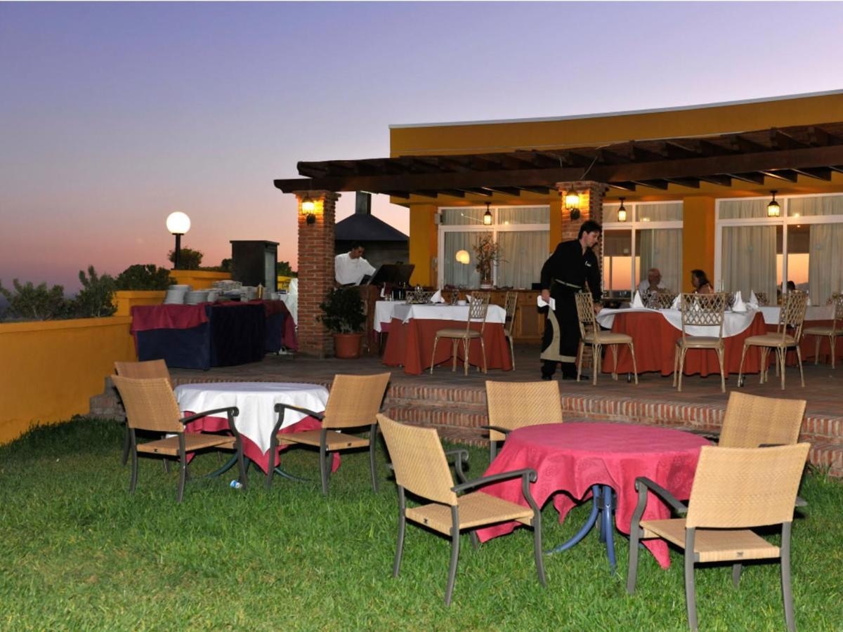 Hotel Salobrena Suites Extérieur photo