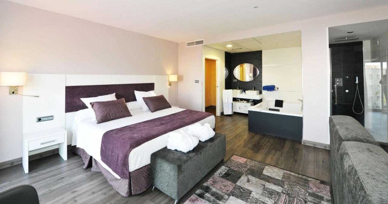 Hotel Salobrena Suites Extérieur photo